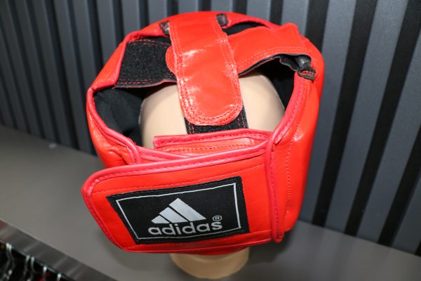 کلاه چرم اورجینال مسابقه ای ADIDAS